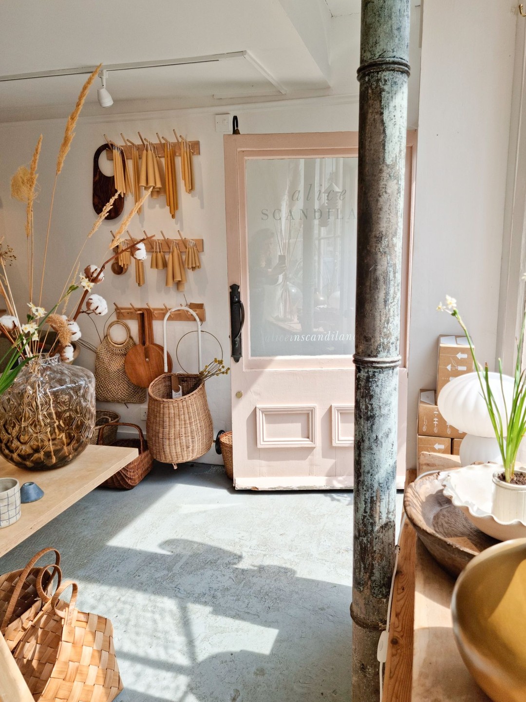 Alice in Scandiland, Lostwithiel
