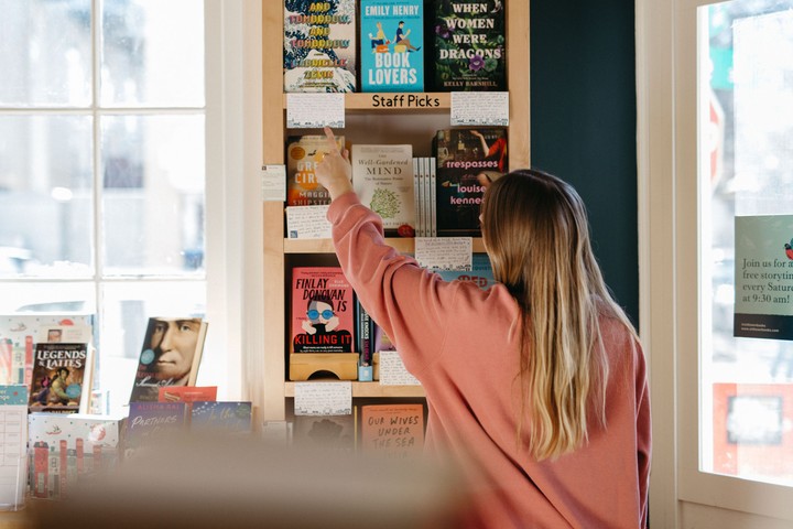 Old Town Books, Alexandria