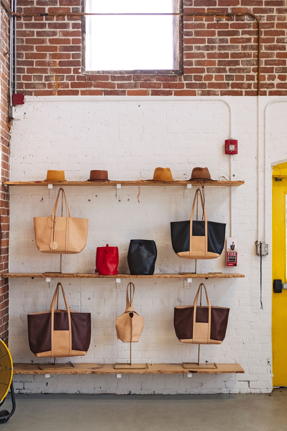Lindquist bags