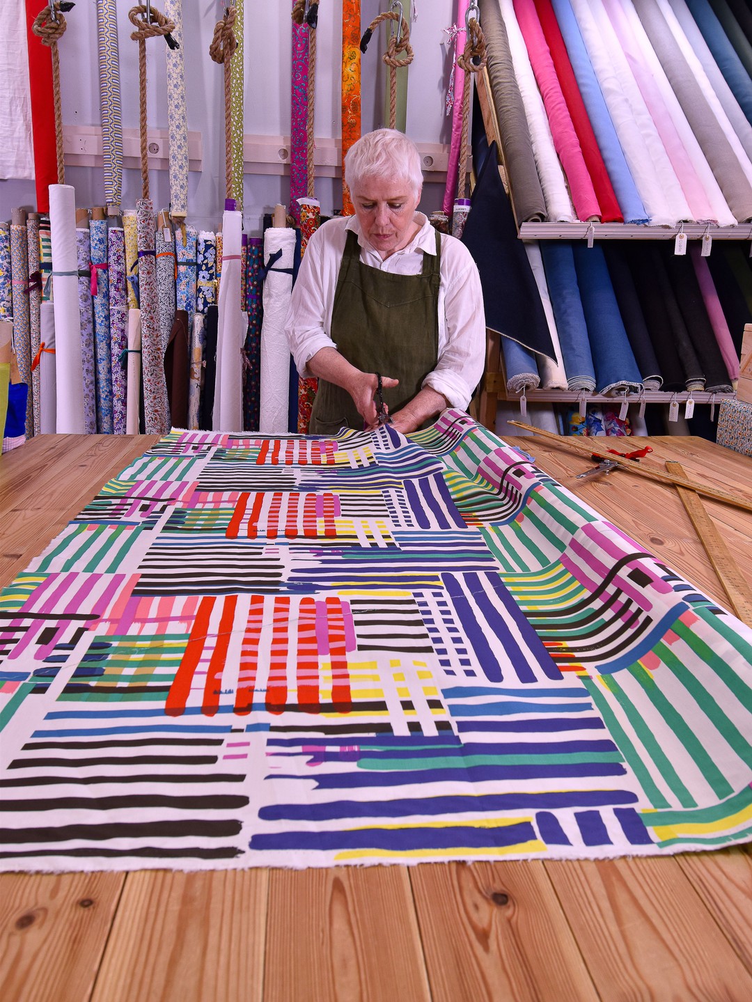 Cloth, Dublin: Deirdre cutting