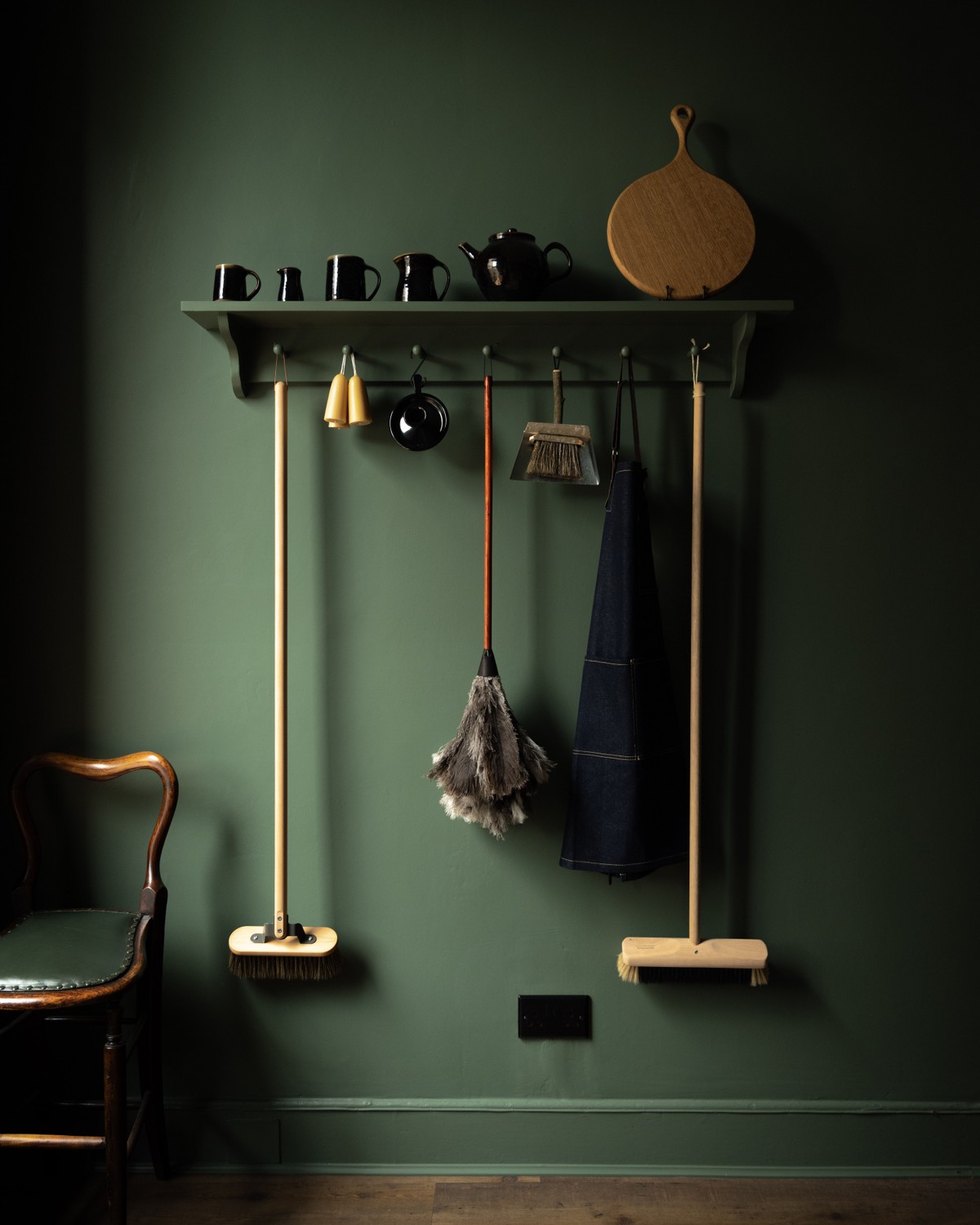 Edinburgh Mercantile Peg Shelf, Edinburgh