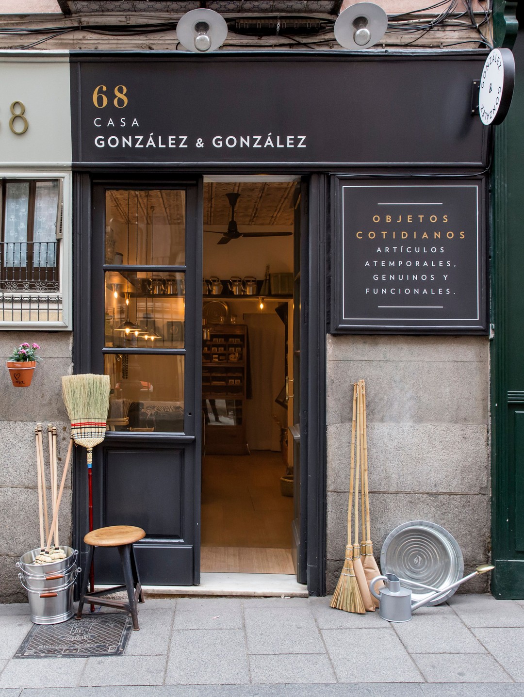 Casa González & González, Madrid - photo by Javier López-Dóriga