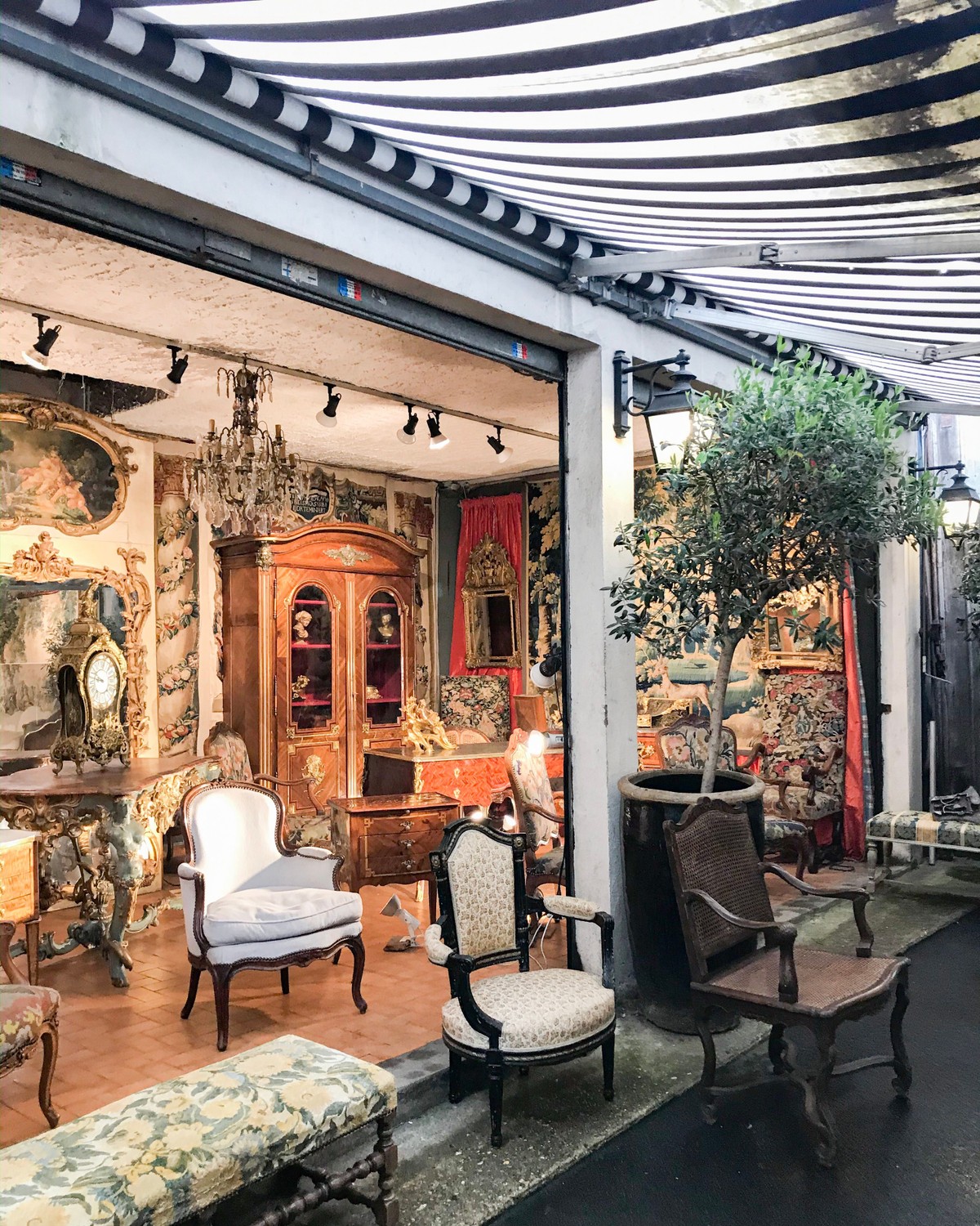Marché aux Puces, Paris
