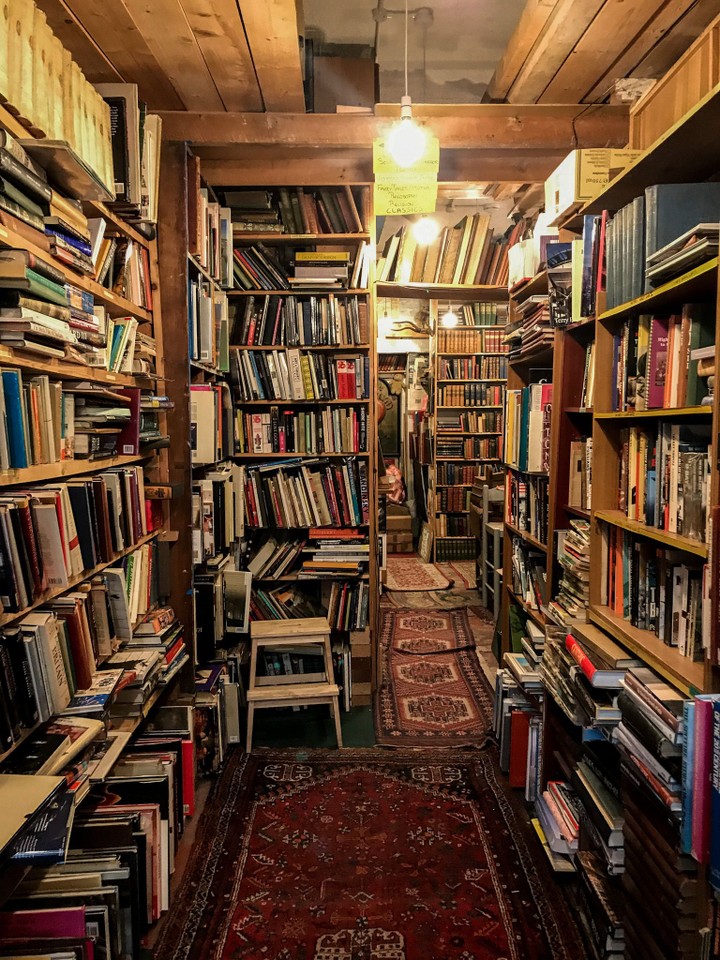 Armchair Books, Edinburgh