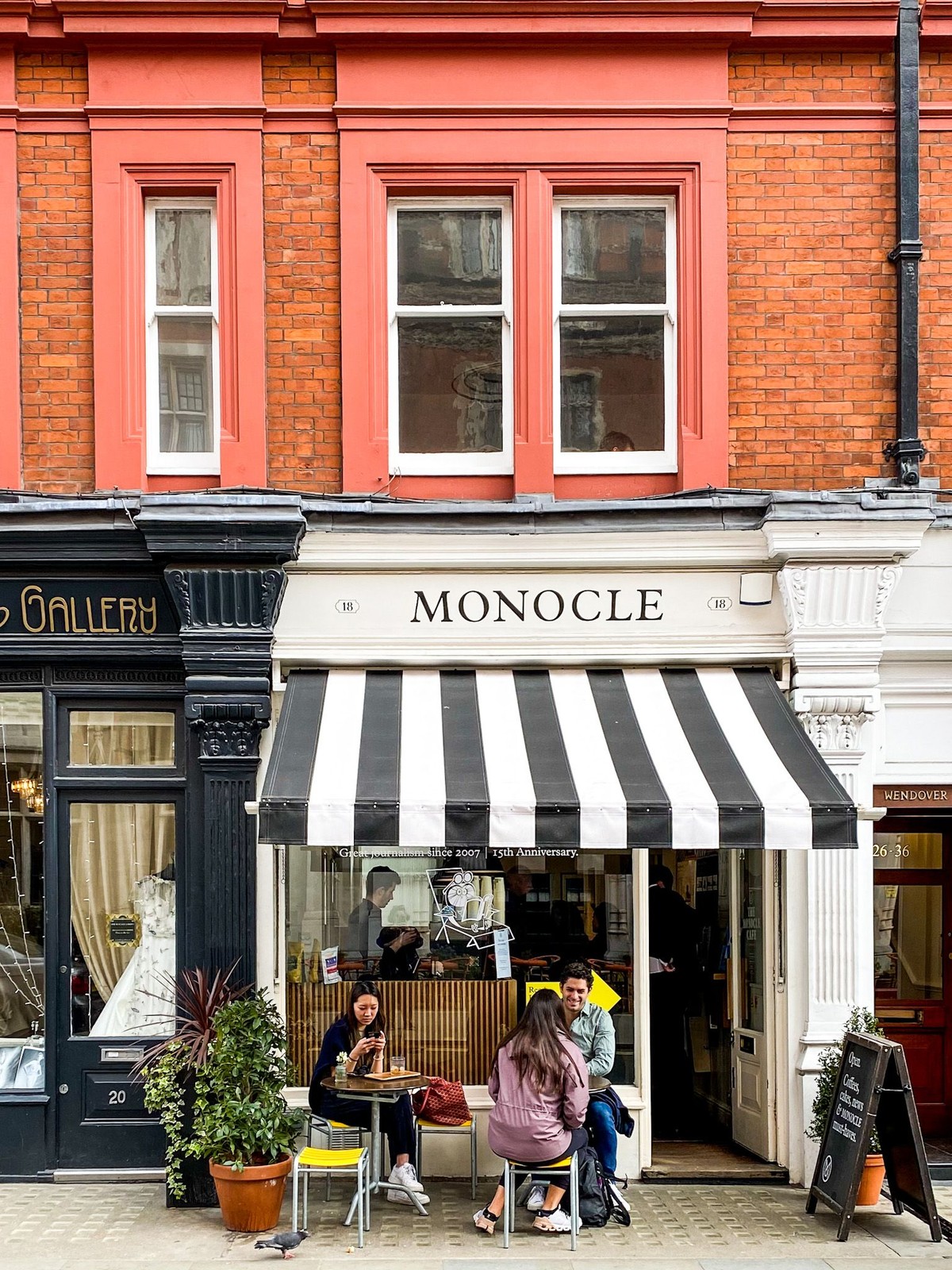 Monocle Cafe, London
