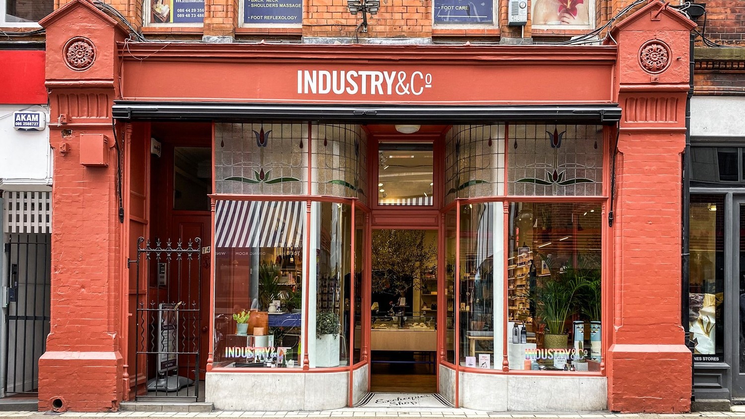 Industry & Co
