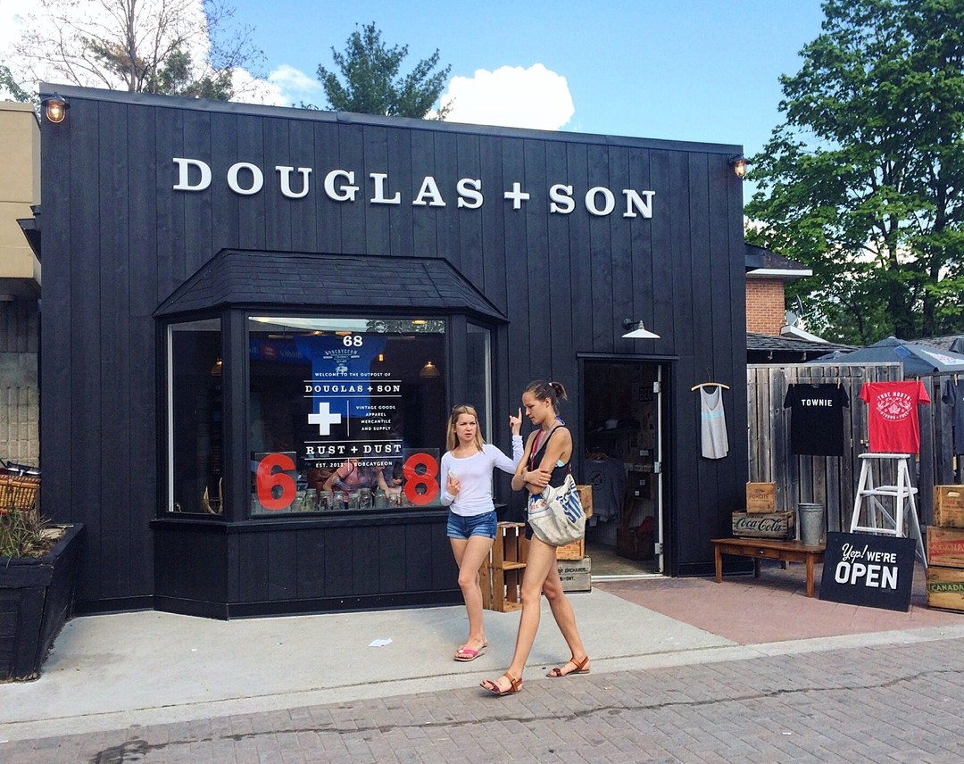 Douglas & Son, Bobcaygeon