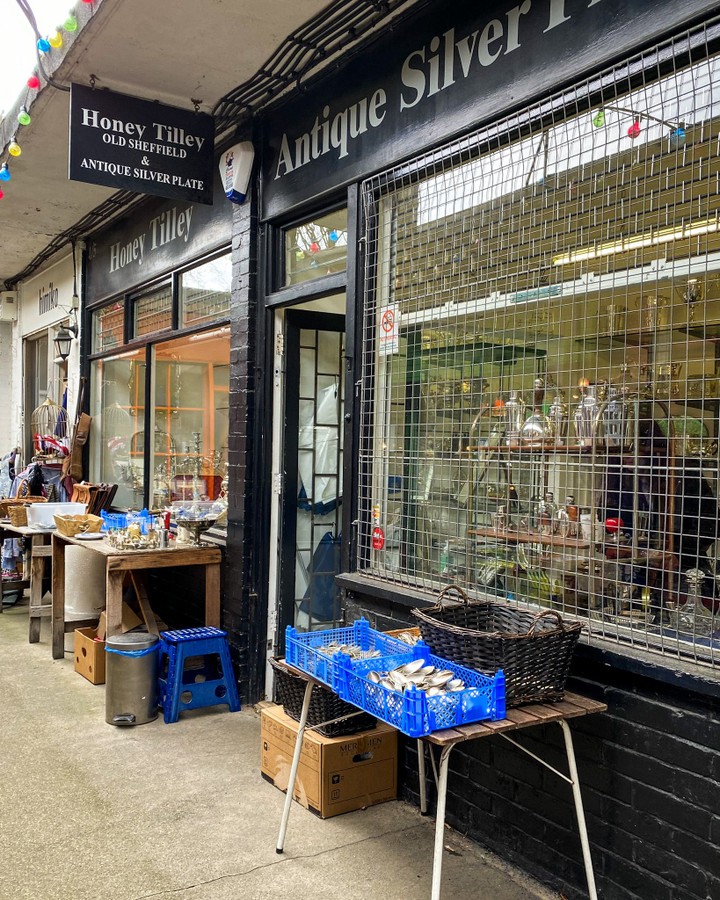 Pierrepont Arcade Market, London