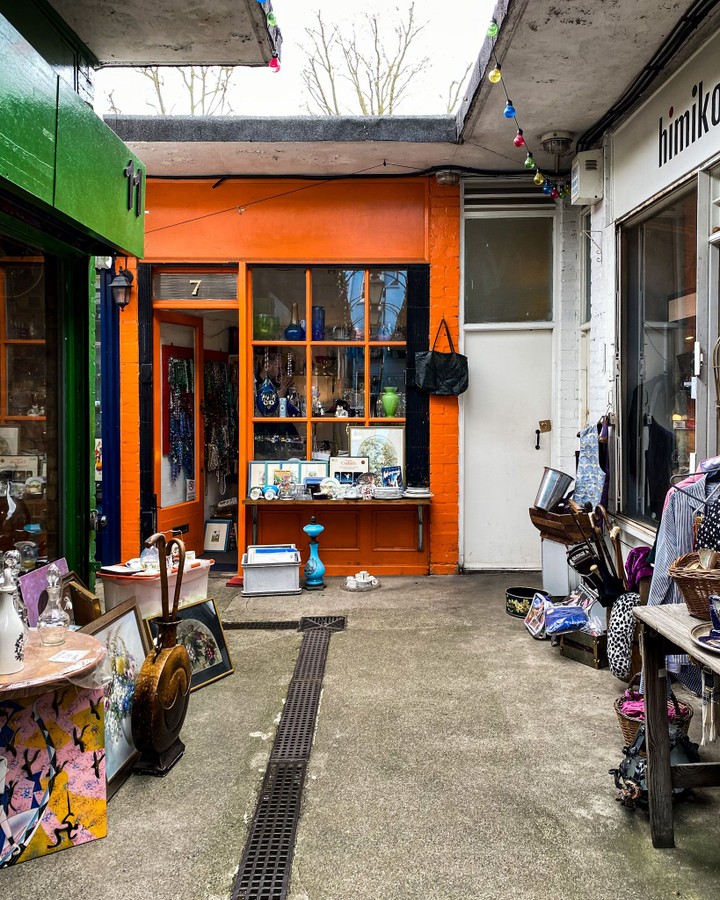 Pierrepont Arcade Market, London