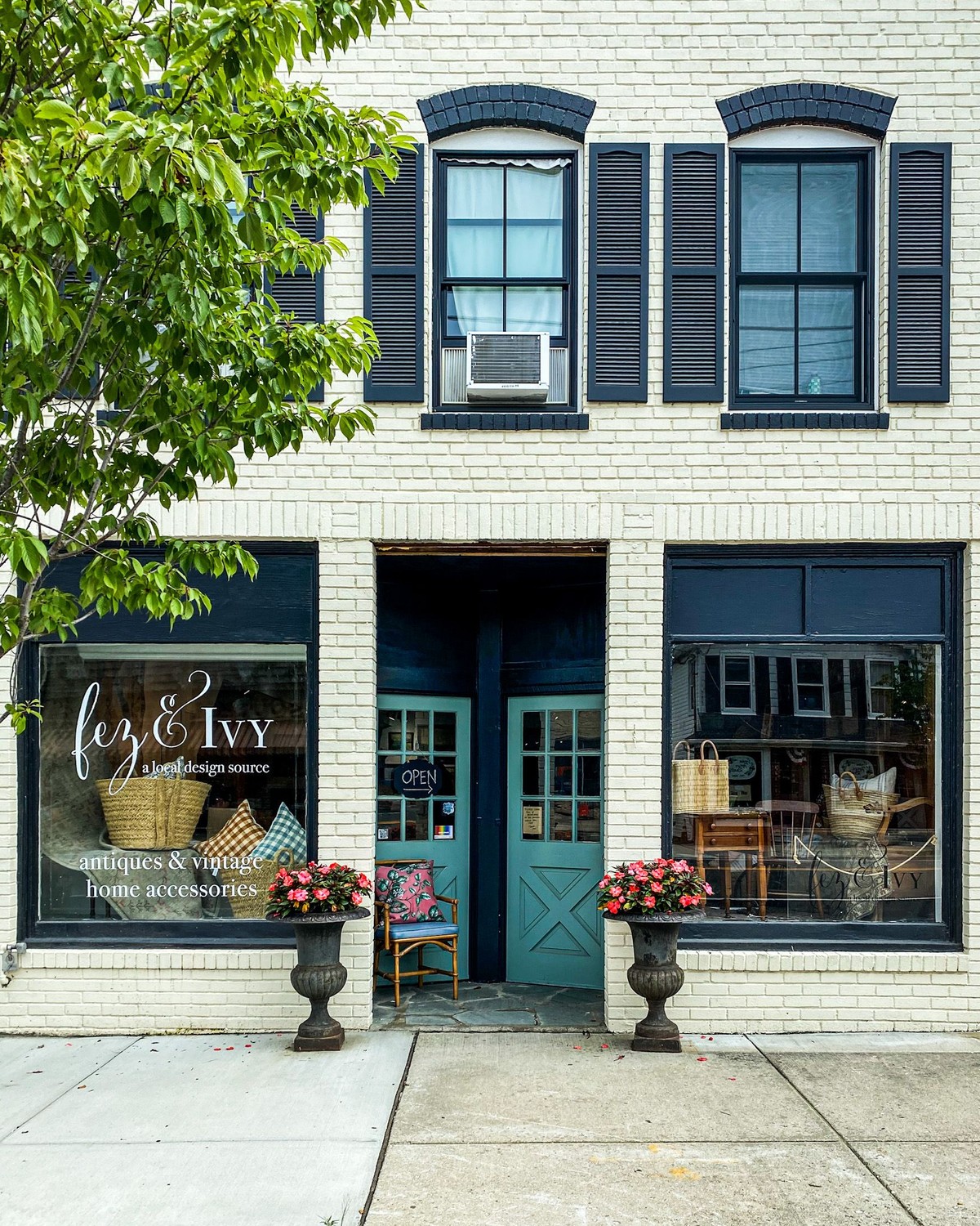 Fez & Ivy, North Fork