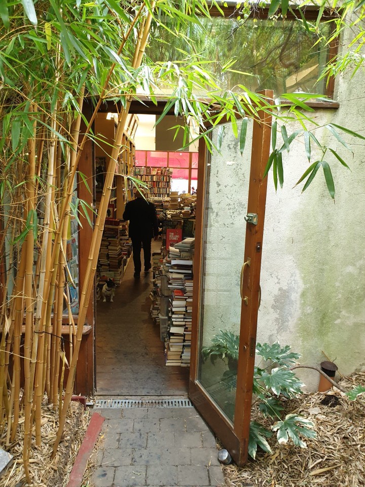 The Last Bookshop, Dublin