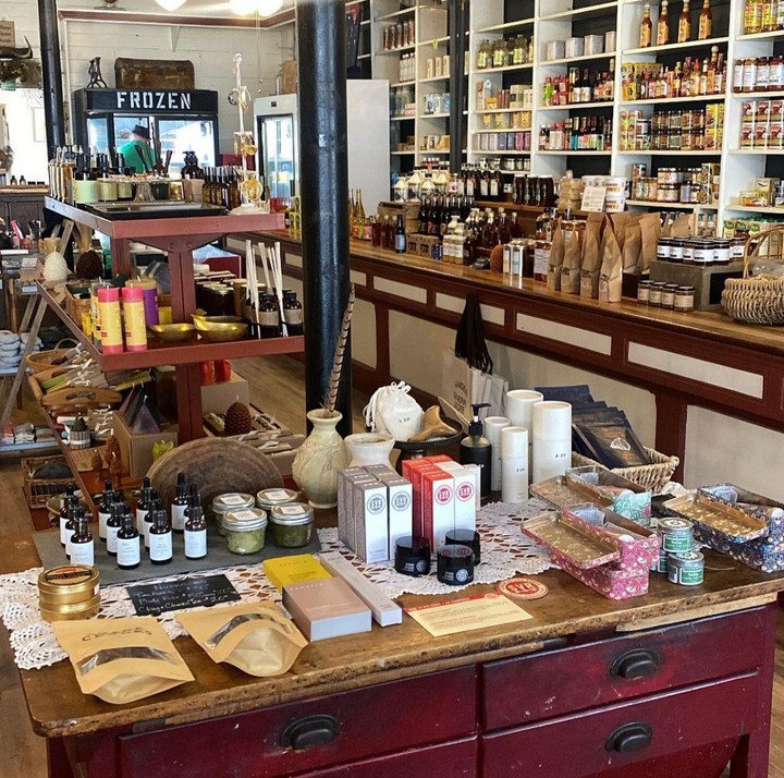 Hamden General Store, NY
