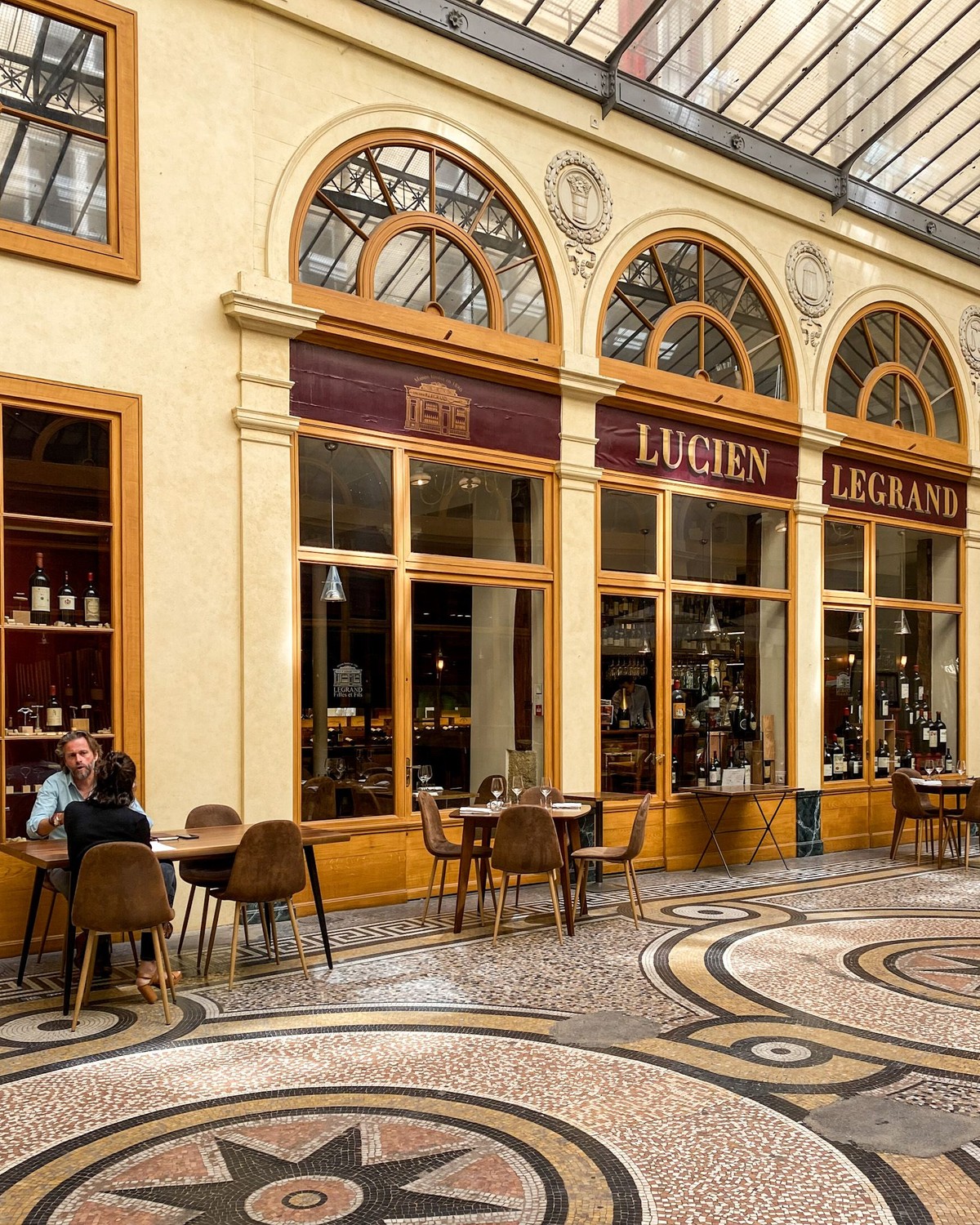Legrand Filles et Fils, Paris