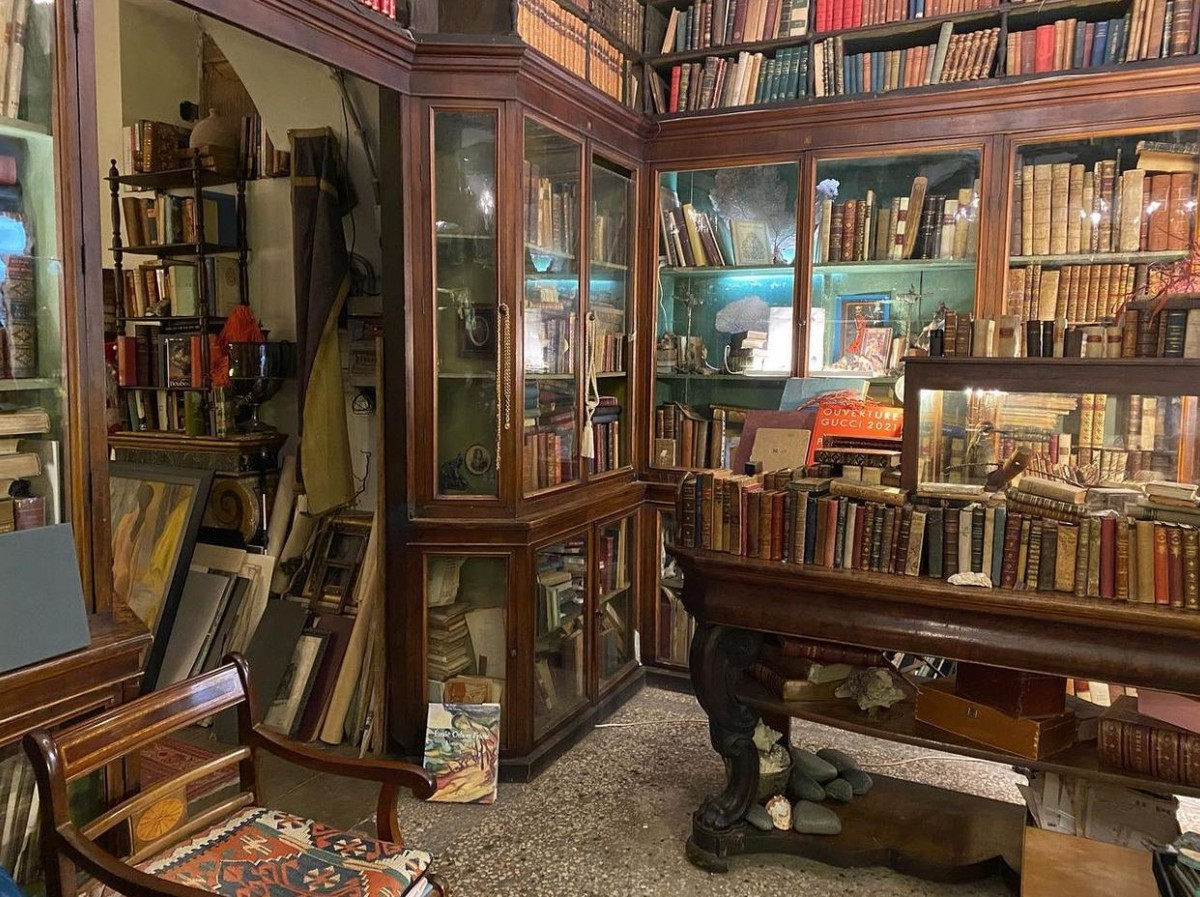 Antica Libreria Cascianelli, Rome