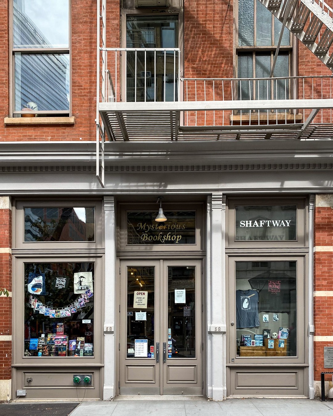 The Mysterious Bookshop, New York