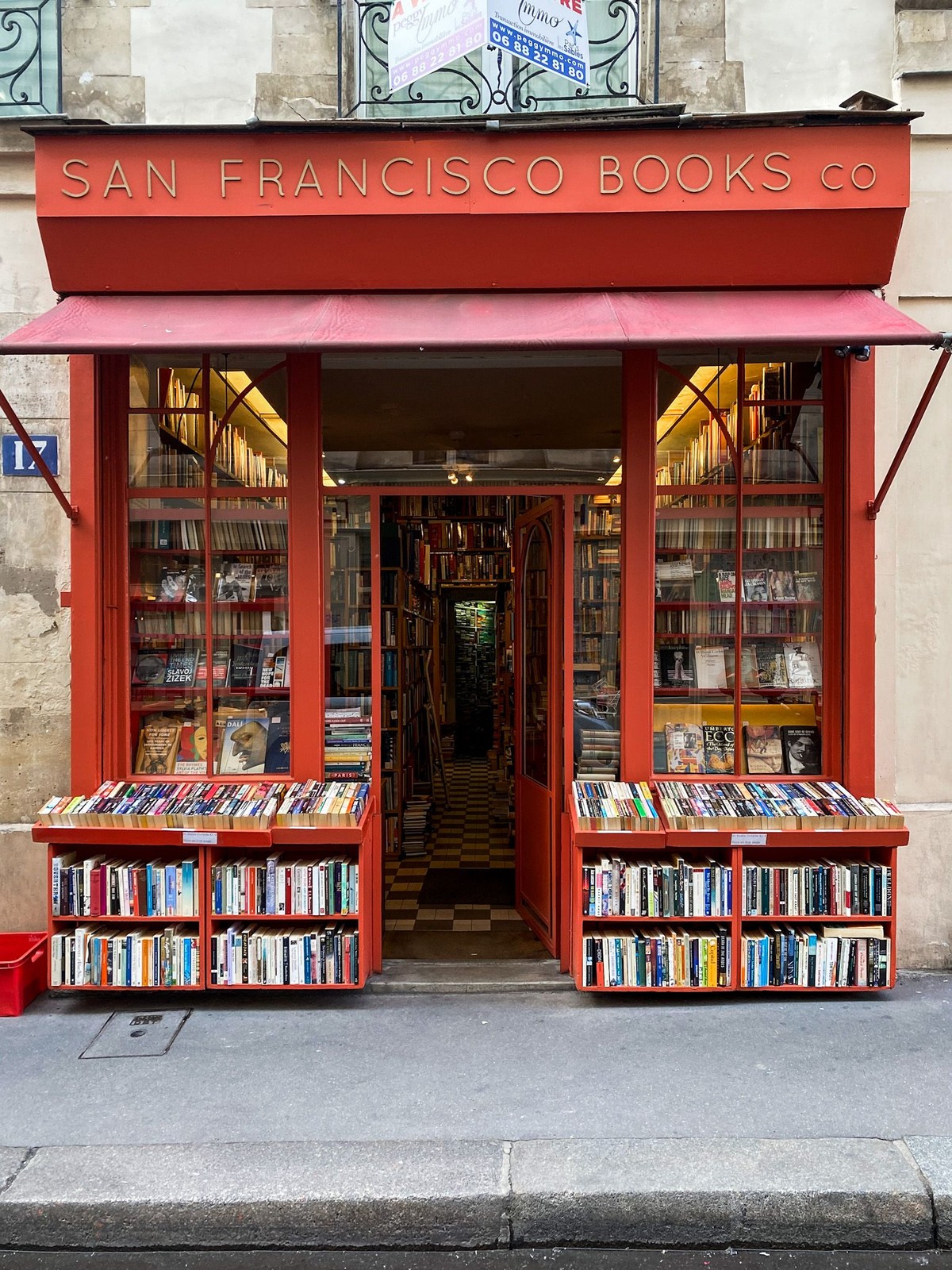 San Francisco Books, Paris