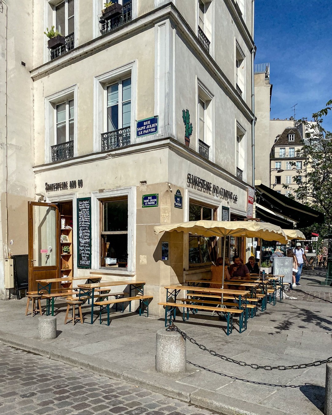 Shakespeare and Company, Paris