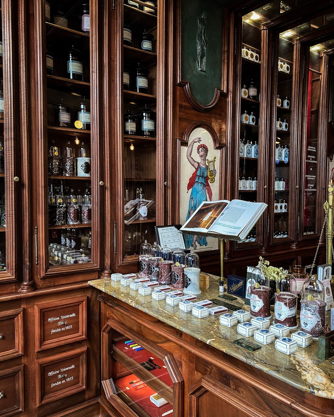 Officine Universelle Buly 1803, Paris