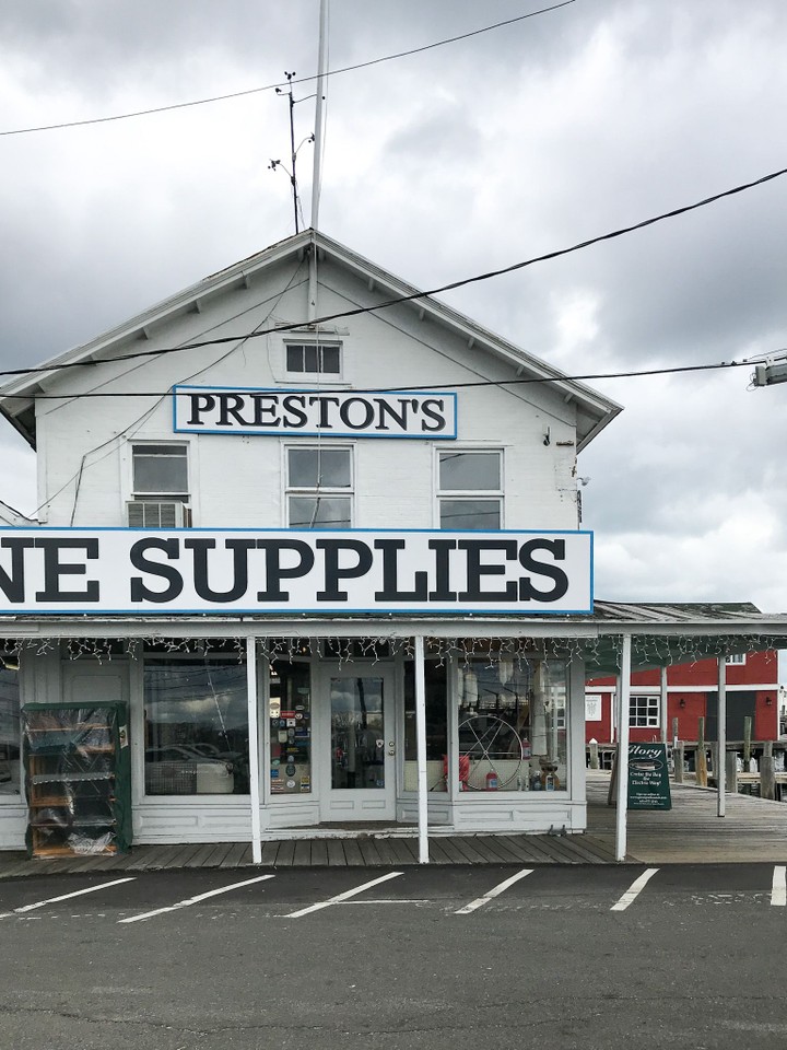 Preston's, Greenport