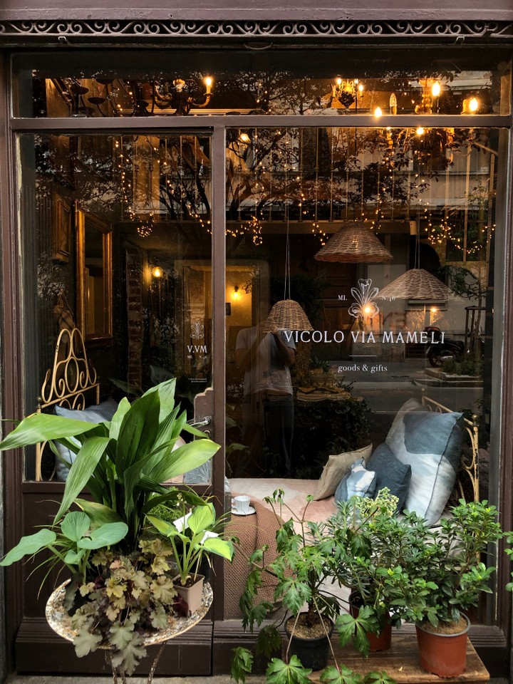 Vicolo Via Mameli
