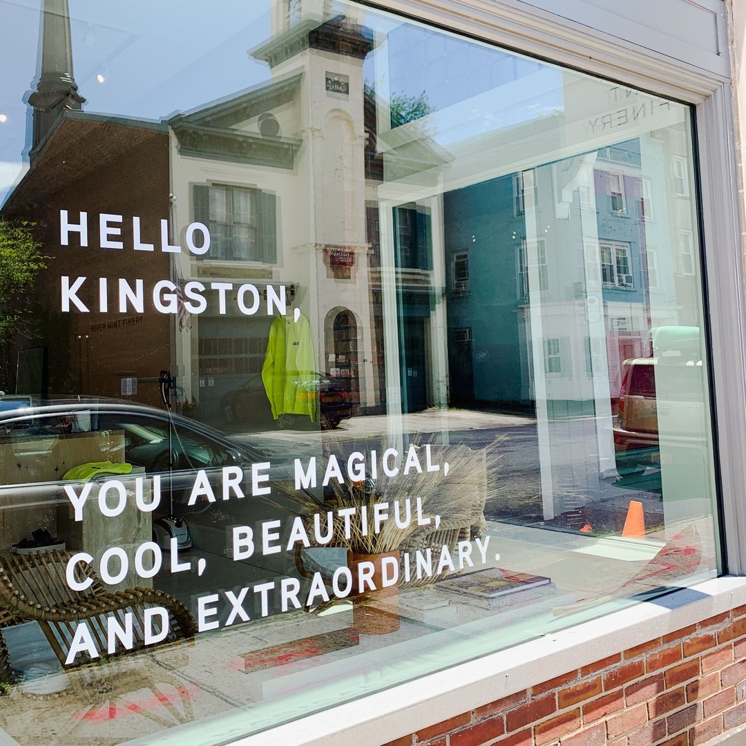 River Mint Finery, Kingston: Shop window