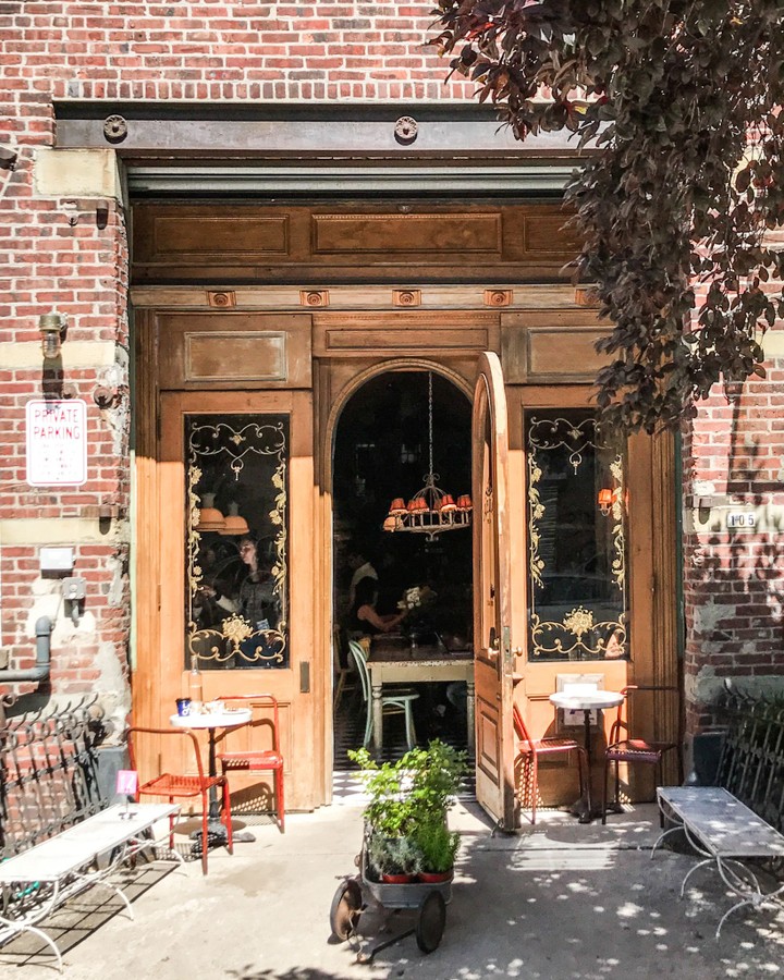 Bakeri, Greenpoint