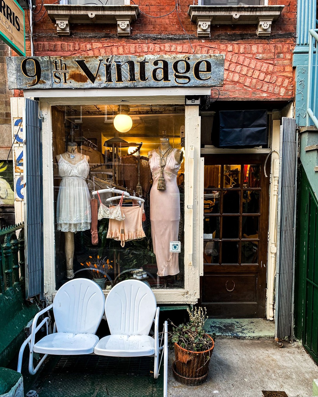 9th St. Vintage New York