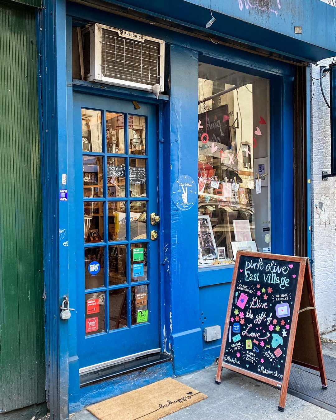 Pink Olive, East Village