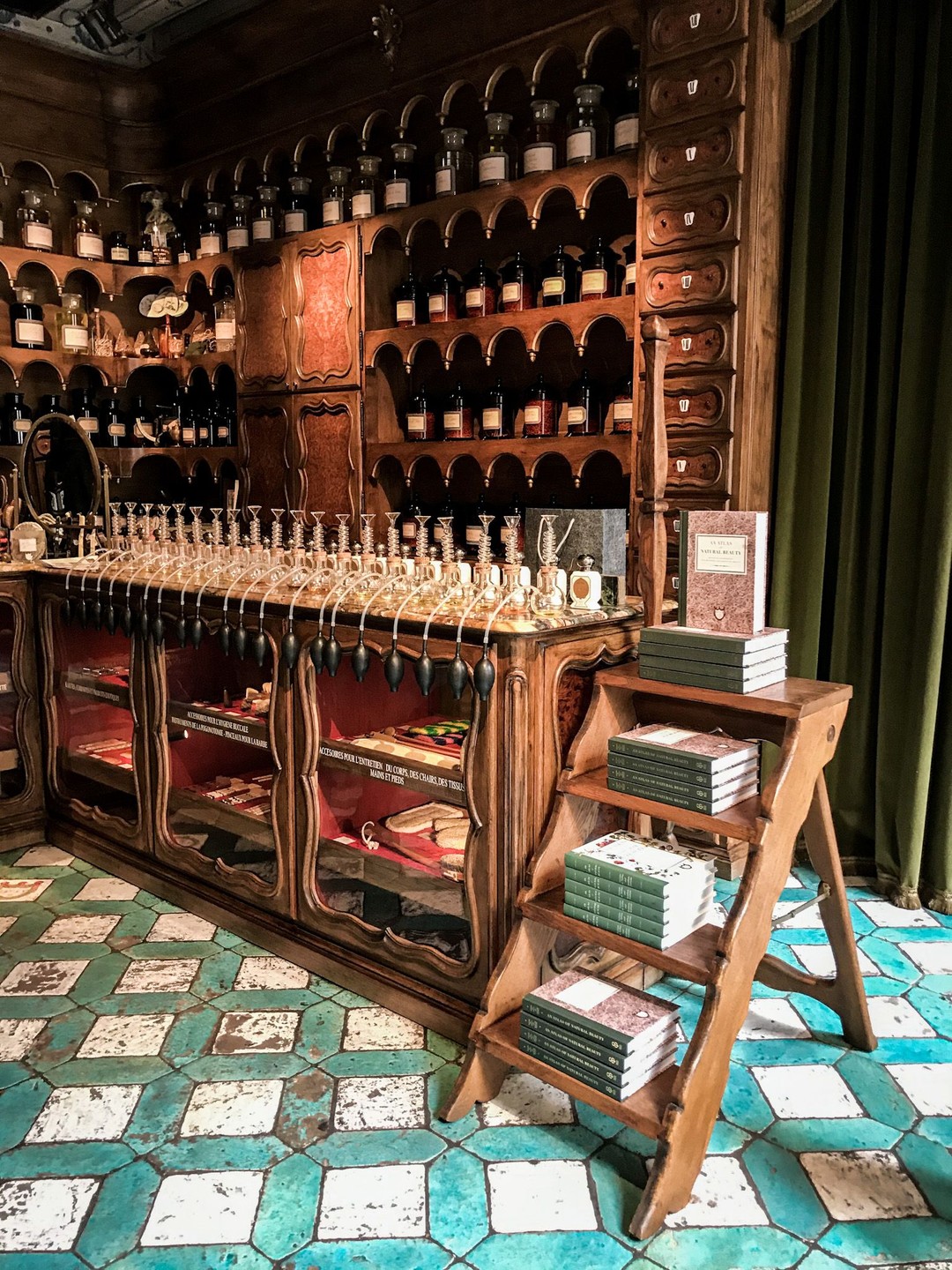 Officine Universelle Buly 1803, Paris