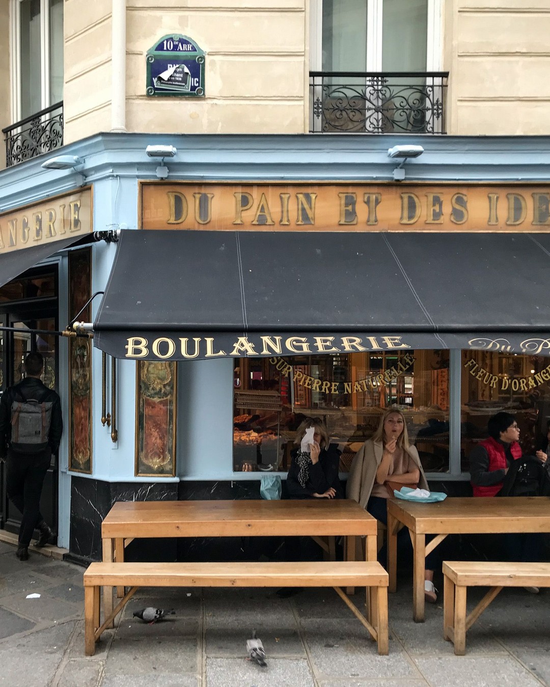 Du Pain et Des Idées, Paris