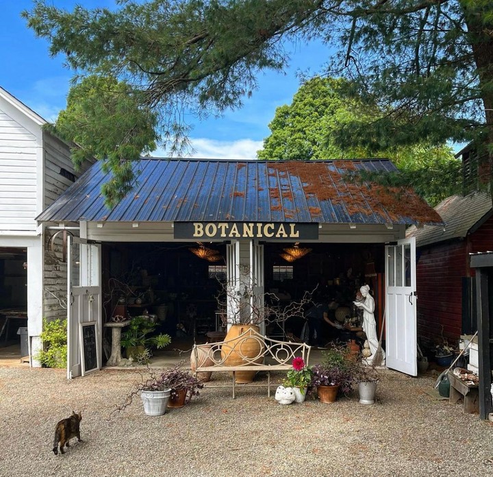 Botanical Treasures