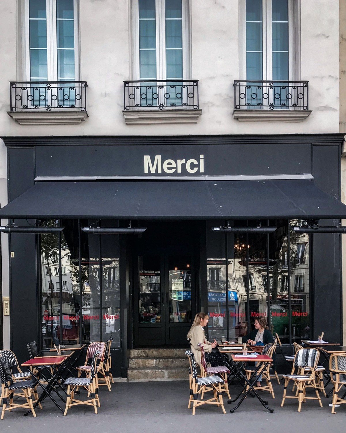Merci, Paris