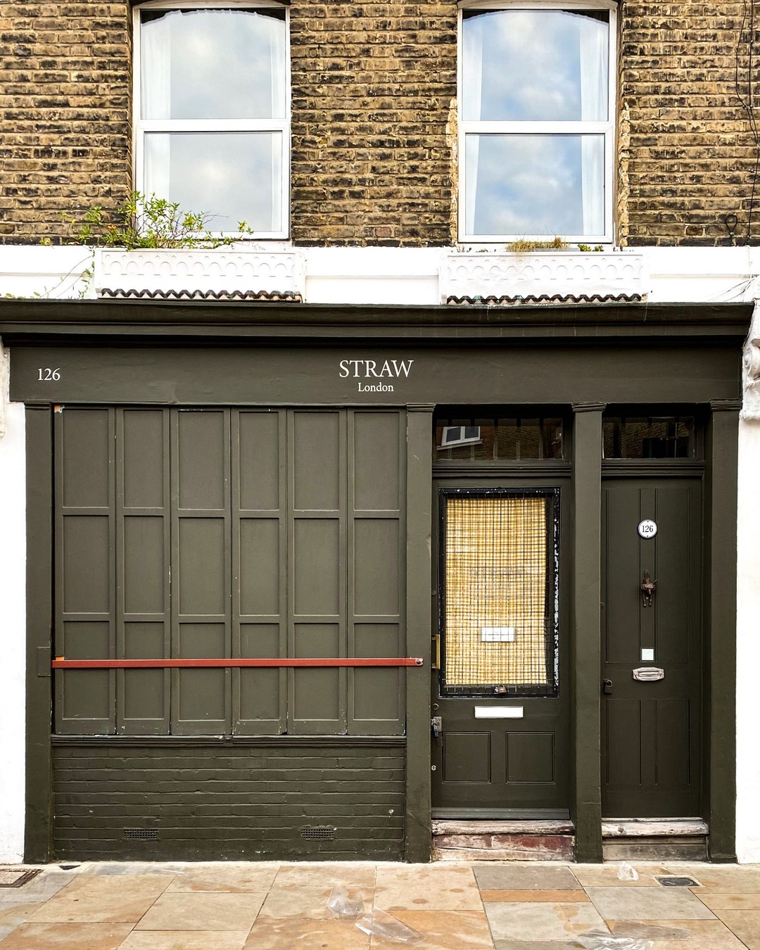 Straw, London
