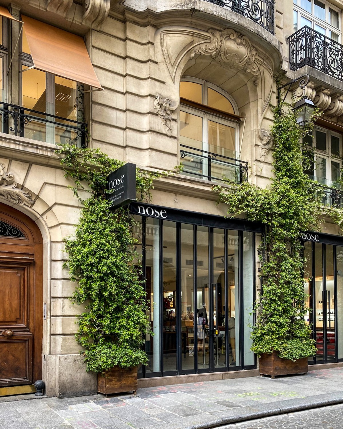 Nose, Paris