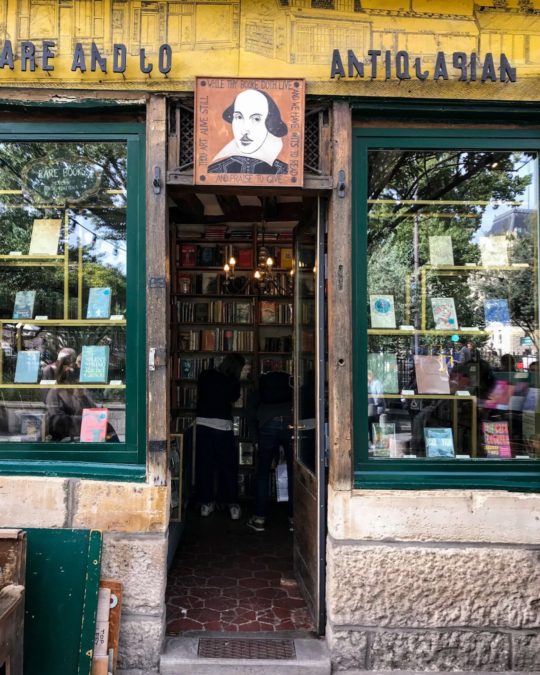 Shakespeare and Company, Paris
