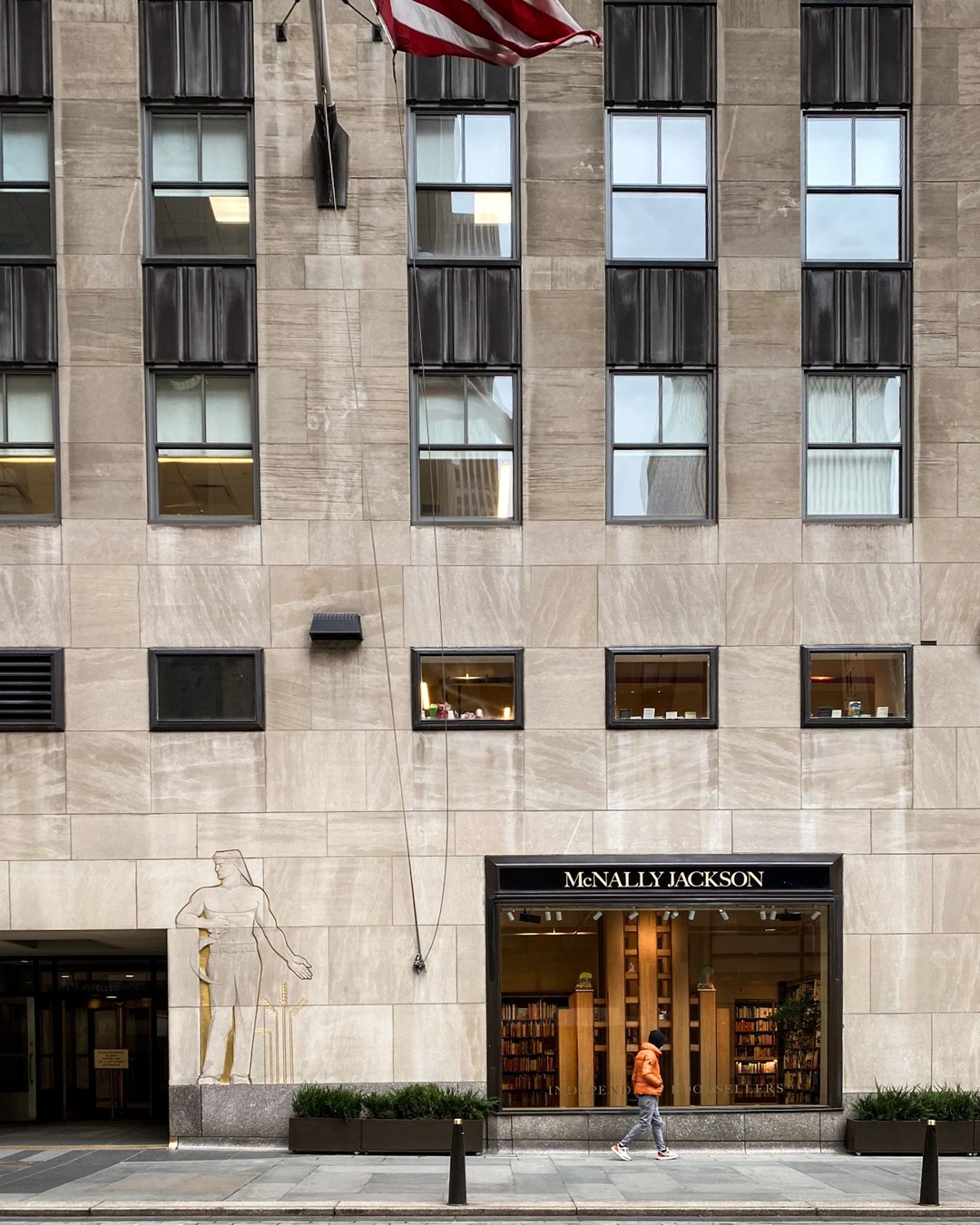 McNally Jackson, Rockefeller Center
