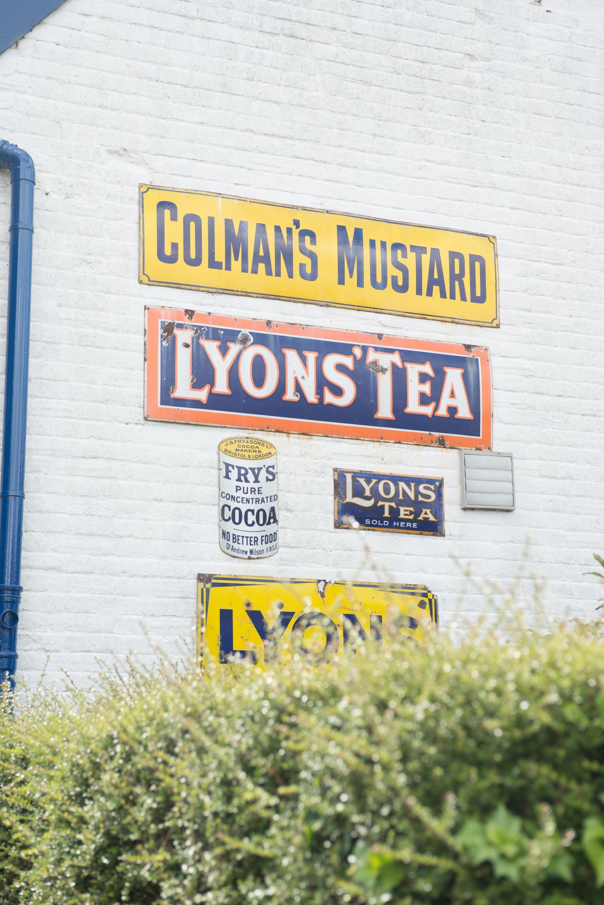 Emmett's Store Peasenhall photo by Stuart Hollis