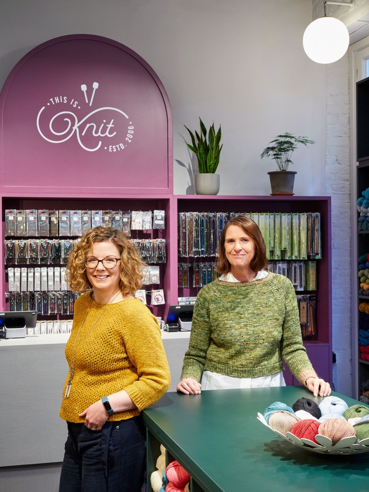 Lisa Sisk and Jacqui Sisk together at This is Knit Photographer Ken Walsh