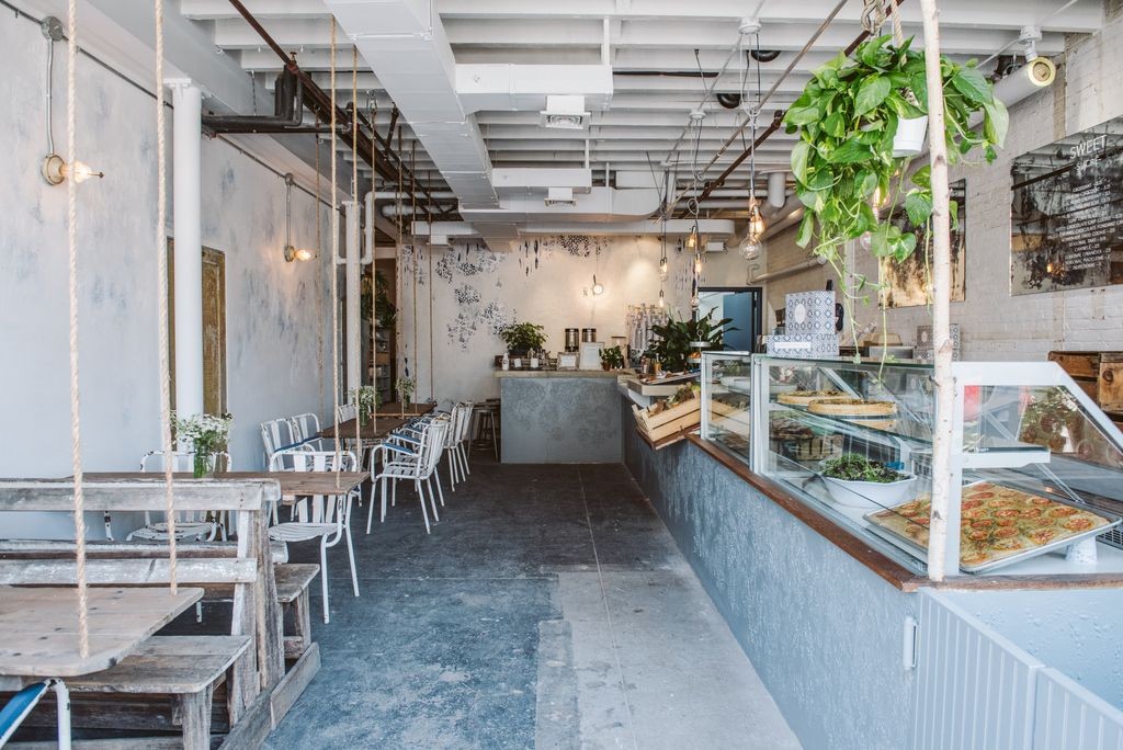 Maman, Greenpoint NY photo Camila Guiterrez