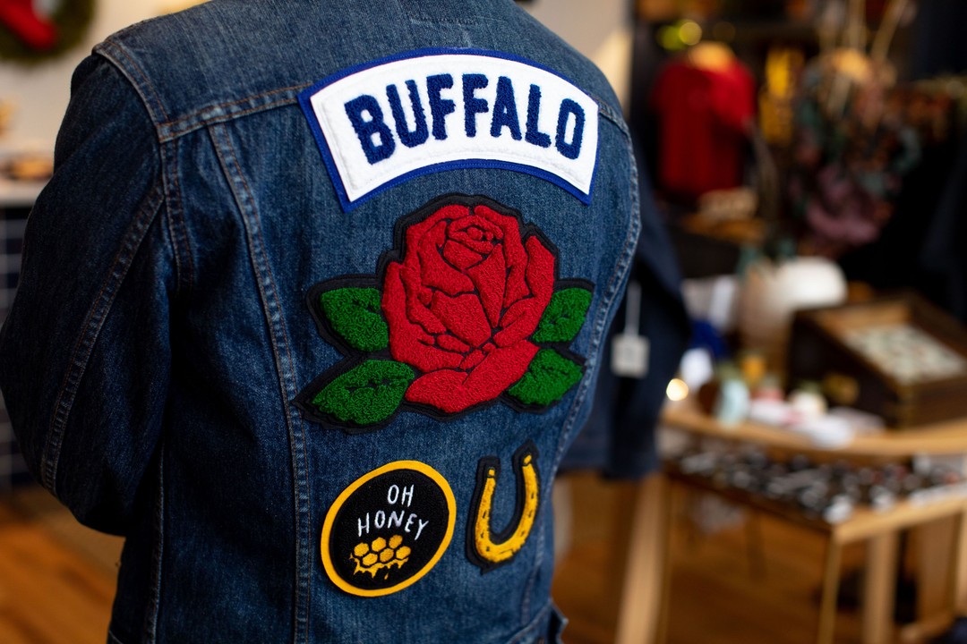 Oxford Pennant, Buffalo