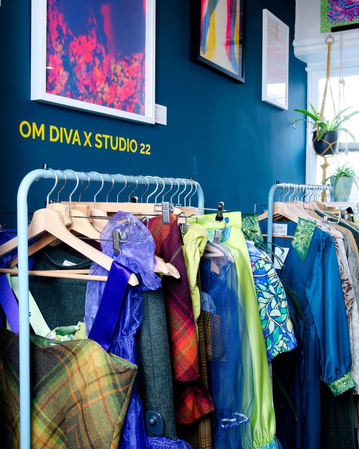 Om Diva, Dublin