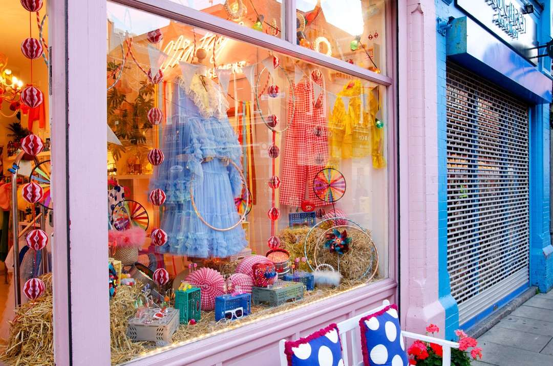 Om Diva, Dublin