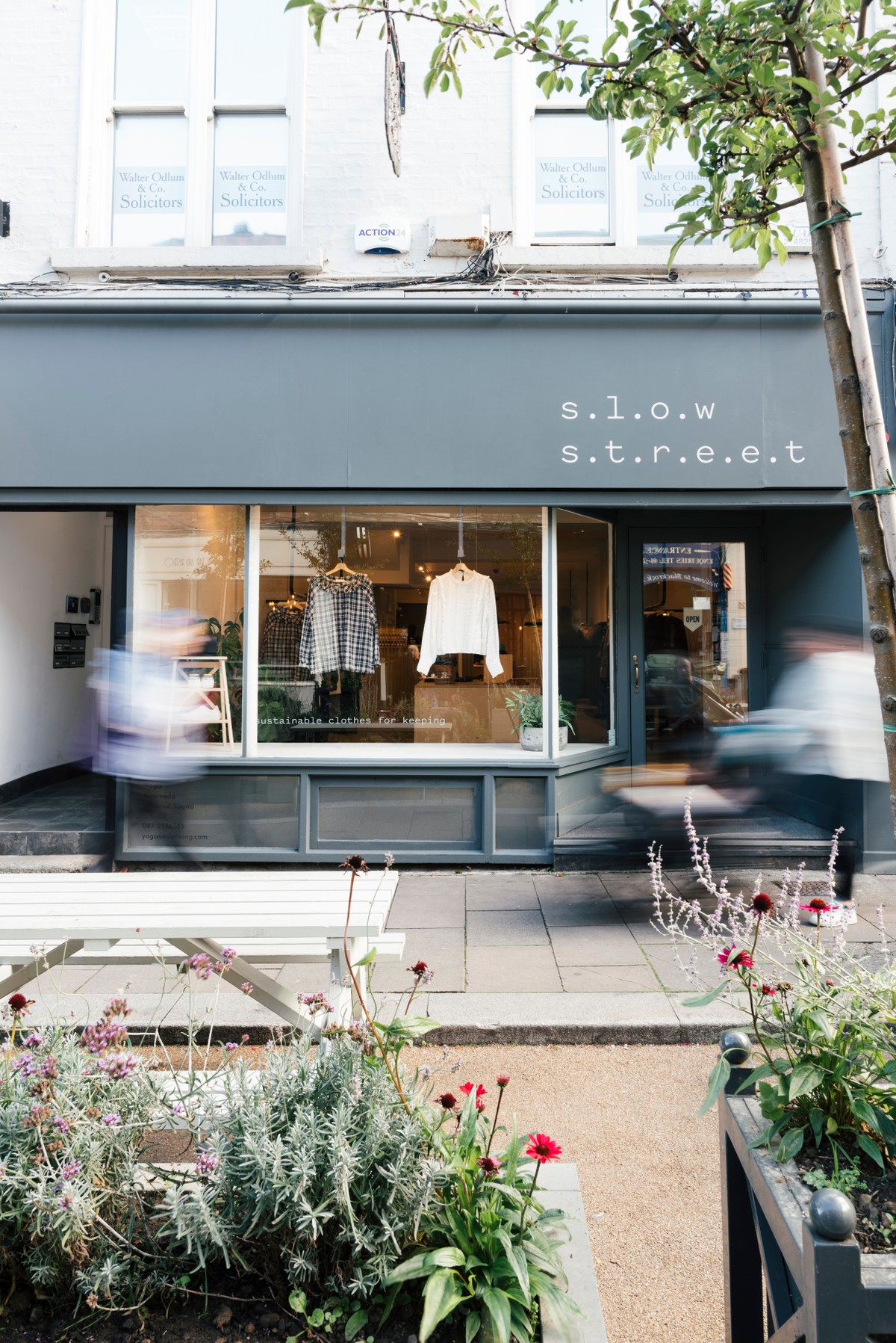 Slowstreet, Dublin photo by Johnny Mallin