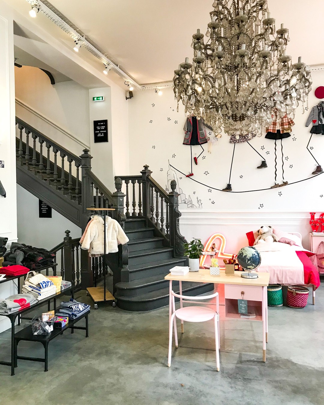 Bonton, Paris