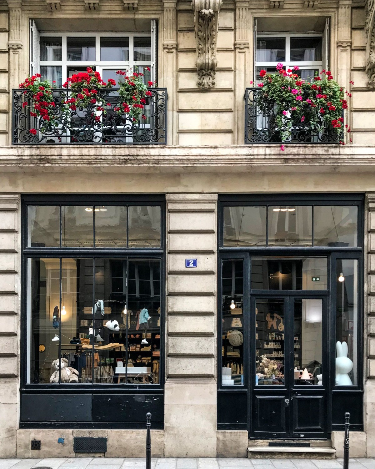 Bonton, Paris