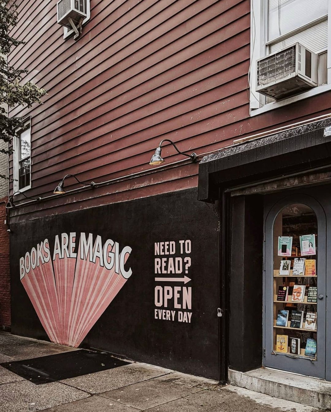 Books Are Magic, Cobble Hill