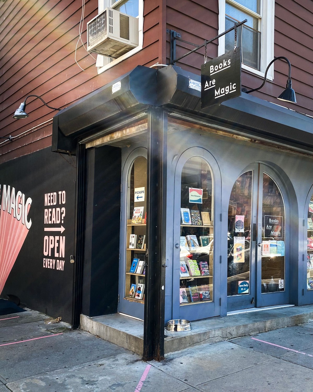 Books Are Magic, Cobble Hill