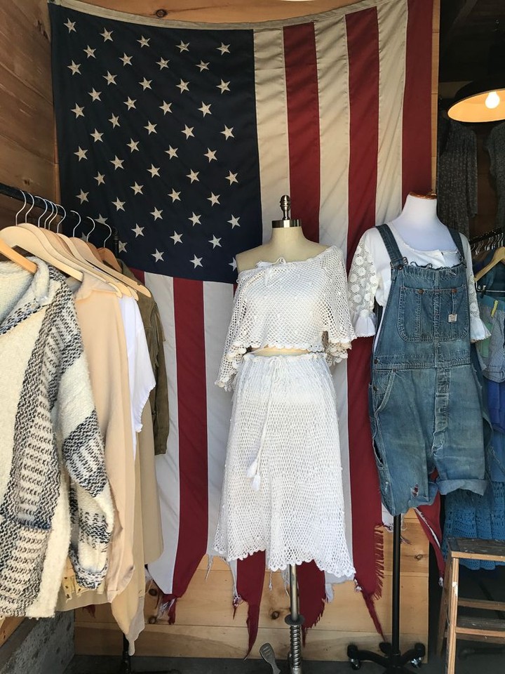 Deep Blue Vintage, Montauk