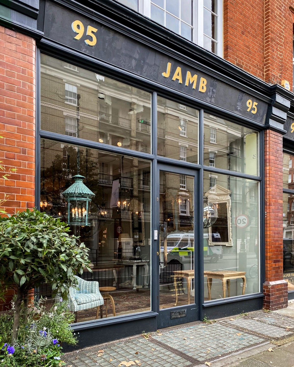 Jamb, London