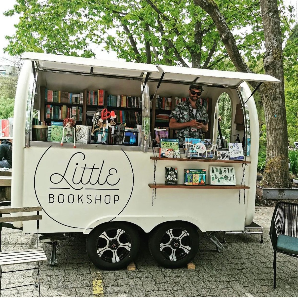 Little Bookshop, Squamish photo by Calvin Cheung